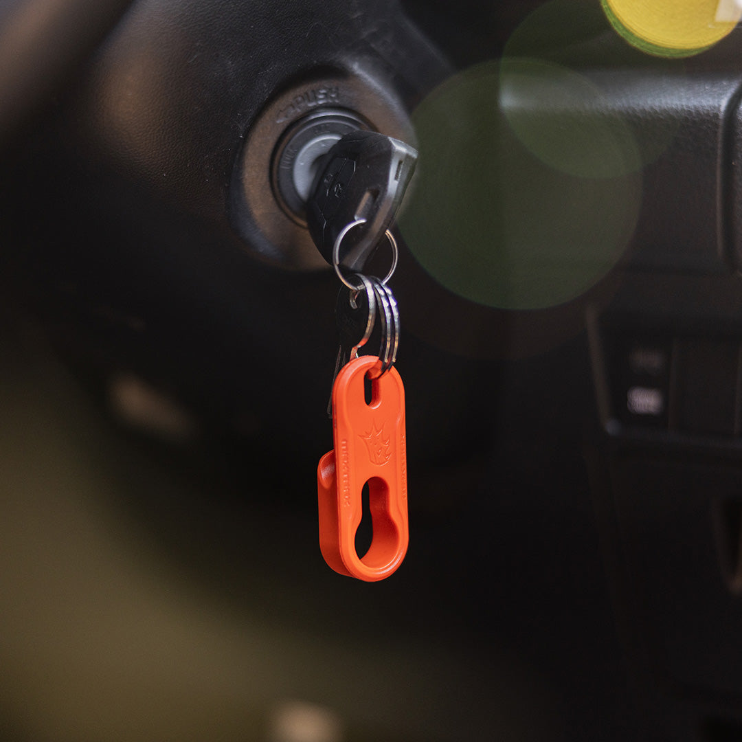 MAXTRAX Universal Pins Keyring